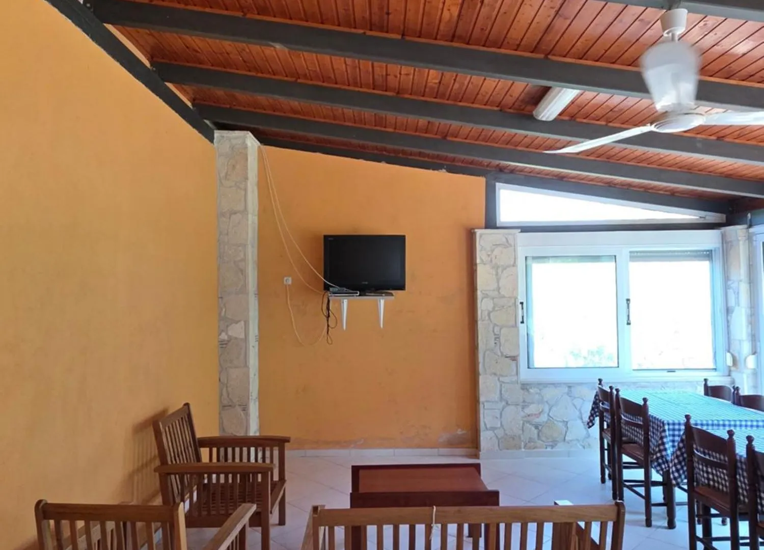 بوسيدي Studio Filippos
